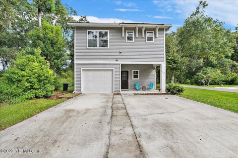 Duplex in Saint Augustine, Florida 3 bedrooms, 152.92 sq.m. № 772519 - photo 1
