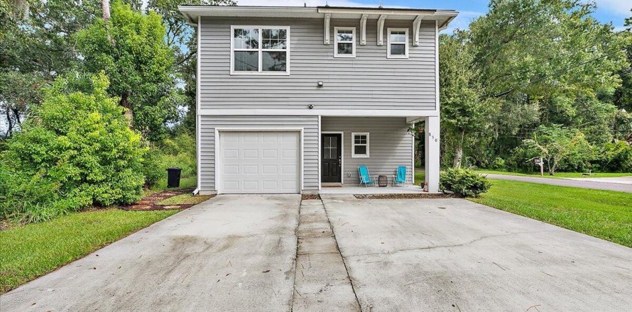 Duplex in Saint Augustine, Florida 3 bedrooms, 152.92 sq.m. № 772519