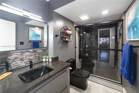 Copropriété à louer à Sunny Isles Beach, Floride: 1 chambre, 92.9 m2 № 2066559 - photo 4