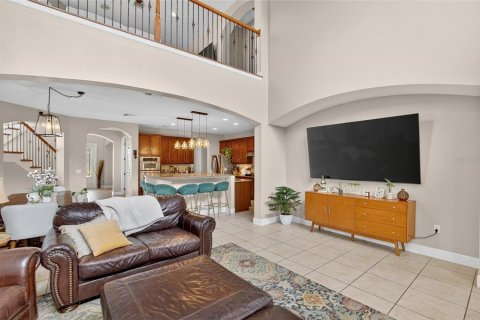 House in Tampa, Florida 4 bedrooms, 356.09 sq.m. № 2092954 - photo 25