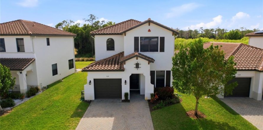 Villa ou maison à Ave Maria, Floride 4 chambres, 209.4 m2 № 2094271