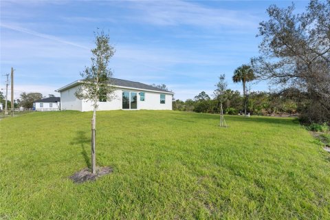 Casa en venta en Lehigh Acres, Florida, 3 dormitorios № 1930940 - foto 25