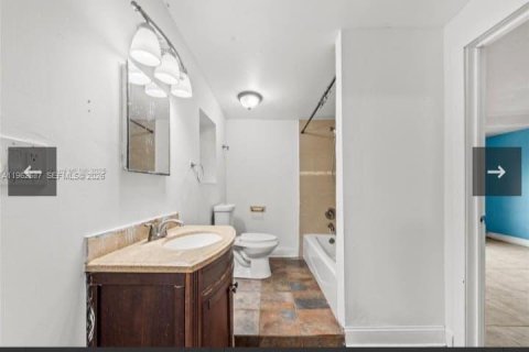 Купить виллу или дом в Майами, Флорида 3 спальни, 101.82м2, № 2023818 - фото 11