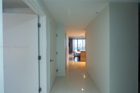 Condominio en venta en North Miami Beach, Florida, 2 dormitorios, 104.33 m2 № 1992904 - foto 21