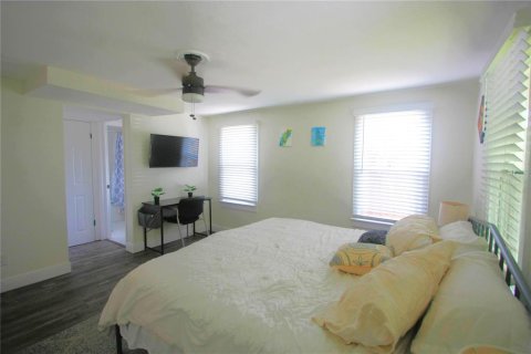 Casa en alquiler en Tampa, Florida, 3 dormitorios, 104.79 m2 № 1849557 - foto 11