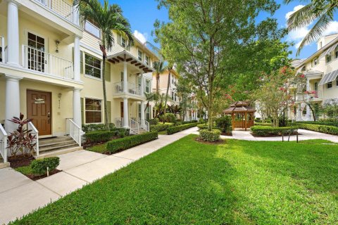Townhouse in Jupiter, Florida 3 bedrooms, 180.04 sq.m. № 2183714