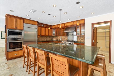 Villa ou maison à vendre à Pinecrest, Floride: 4 chambres, 287.63 m2 № 1921292 - photo 29