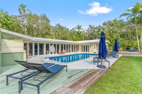 Villa ou maison à vendre à Pinecrest, Floride: 4 chambres, 287.63 m2 № 1921292 - photo 8
