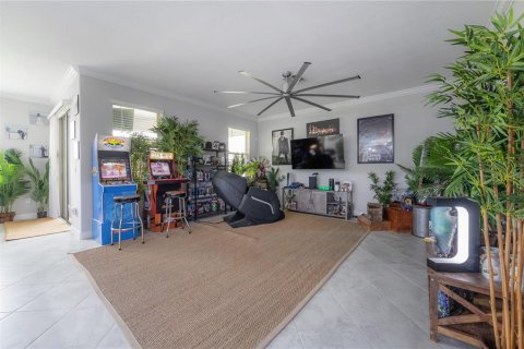 House in BELMONT in Ruskin, Florida 3 bedrooms, 160.91 sq.m. № 1793566 - photo 8