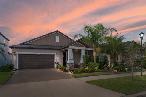 House in BELMONT in Ruskin, Florida 3 bedrooms, 160.91 sq.m. № 1793566 - photo 1