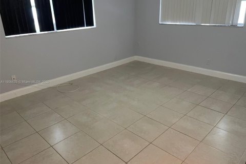 Copropriété à louer à Plantation, Floride: 2 chambres, 98.94 m2 № 1967020 - photo 7