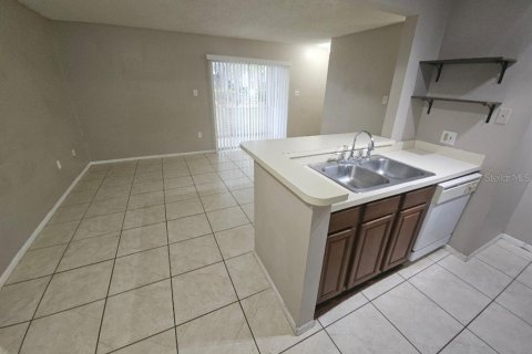 Condominio en venta en Kissimmee, Florida, 2 dormitorios, 84.54 m2 № 2091742 - foto 6