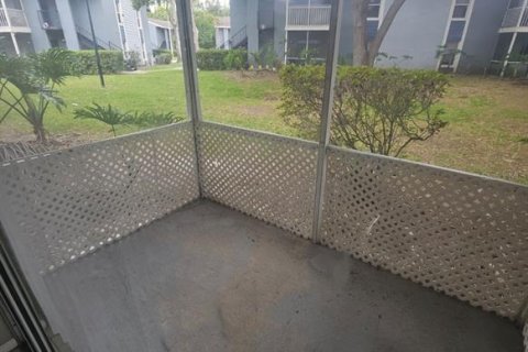 Condominio en venta en Kissimmee, Florida, 2 dormitorios, 84.54 m2 № 2091742 - foto 5