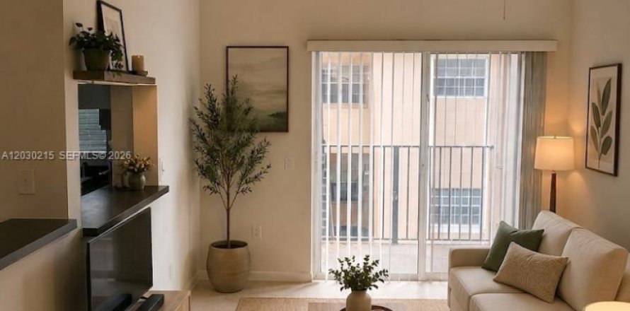 Condominio en Pembroke Pines, Florida, 2 dormitorios  № 2084997