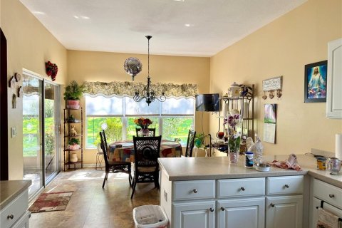 House in Leesburg, Florida 2 bedrooms, 179.77 sq.m. № 1658002 - photo 8