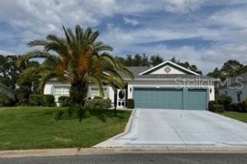 House in Leesburg, Florida 2 bedrooms, 179.77 sq.m. № 1658002 - photo 3