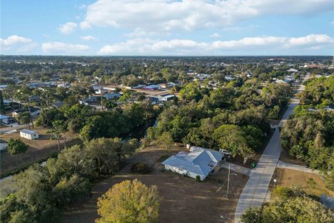 Land in Port Charlotte, Florida № 2108387 - photo 14