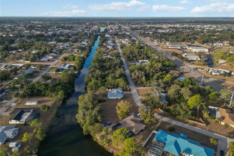 Land in Port Charlotte, Florida № 2108387 - photo 15