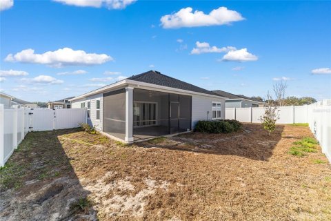 House in Ocala, Florida 3 bedrooms, 163.04 sq.m. № 2151953 - photo 13