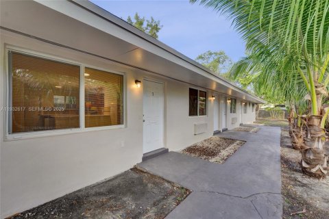 Снять в аренду виллу или дом в Халландейл-Бич, Флорида 3 спальни, 125.42м2, № 1991565 - фото 3