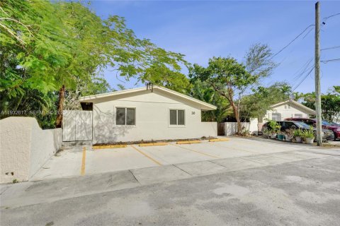 Снять в аренду виллу или дом в Халландейл-Бич, Флорида 3 спальни, 125.42м2, № 1991565 - фото 13