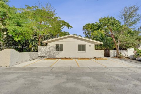 Снять в аренду виллу или дом в Халландейл-Бич, Флорида 3 спальни, 125.42м2, № 1991565 - фото 12