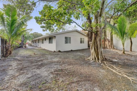 Снять в аренду виллу или дом в Халландейл-Бич, Флорида 3 спальни, 125.42м2, № 1991565 - фото 9