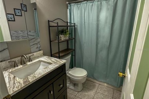House in Deltona, Florida 3 bedrooms, 120.77 sq.m. № 1829813 - photo 15
