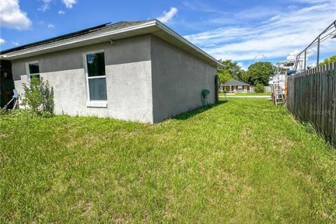 House in Deltona, Florida 3 bedrooms, 120.77 sq.m. № 1829813 - photo 22