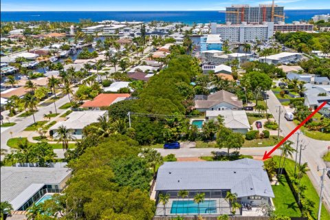 Villa ou maison à vendre à Lighthouse Point, Floride: 4 chambres, 211.26 m2 № 2250690 - photo 8