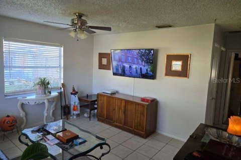 Propiedad comercial en venta en Bradenton, Florida, 139.35 m2 № 1564738 - foto 2