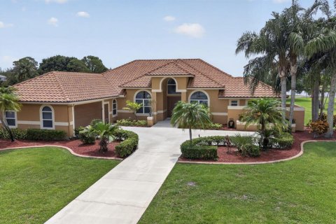 Casa en Palm Beach Gardens, Florida 4 dormitorios, 248.05 m2 № 2270991