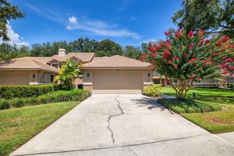 Townhouse in Tampa, Florida 3 bedrooms, 155.15 sq.m. № 1827820 - photo 1