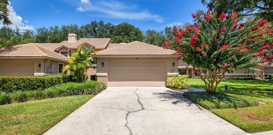 Townhouse in Tampa, Florida 3 bedrooms, 155.15 sq.m. № 1827820