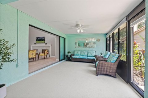 Townhouse in Tampa, Florida 3 bedrooms, 155.15 sq.m. № 1827820 - photo 19