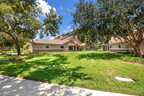 Townhouse in Tampa, Florida 3 bedrooms, 155.15 sq.m. № 1827820 - photo 11