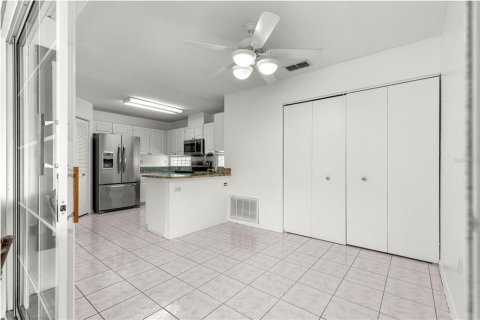 House in Ocala, Florida 2 bedrooms, 144 sq.m. № 1675538 - photo 15