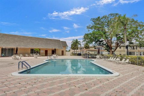 Condo in Margate, Florida, 1 bedroom  № 1924614 - photo 28
