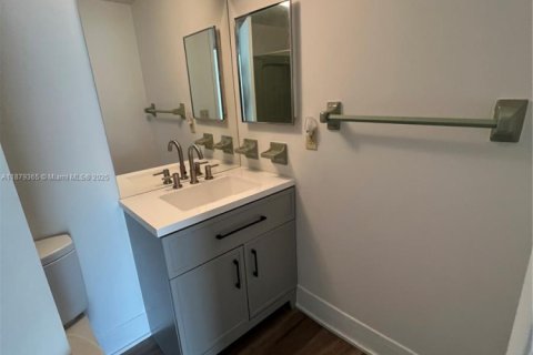 Condo in Margate, Florida, 1 bedroom  № 1924614 - photo 14