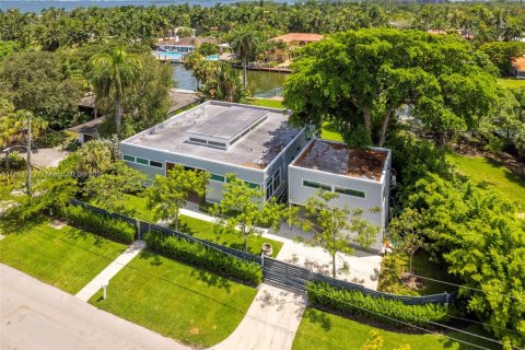 House in Miami, Florida 6 bedrooms № 1888984 - photo 7