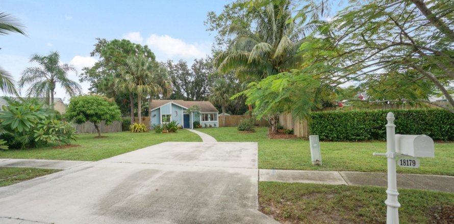 Villa ou maison à Jupiter, Floride 2 chambres, 90.95 m2 № 738318