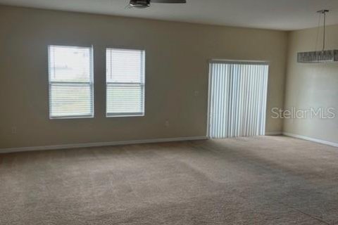 Villa ou maison à louer à Haines City, Floride: 3 chambres, 151.99 m2 № 2416439 - photo 11