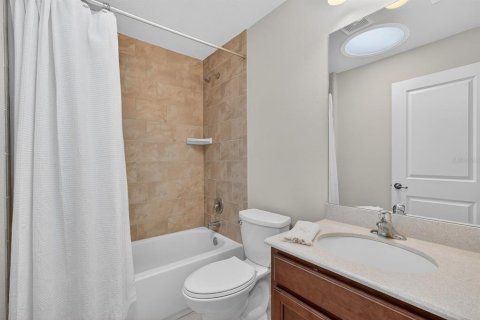 House in Palm Coast, Florida 3 bedrooms, 171.4 sq.m. № 2142262 - photo 23