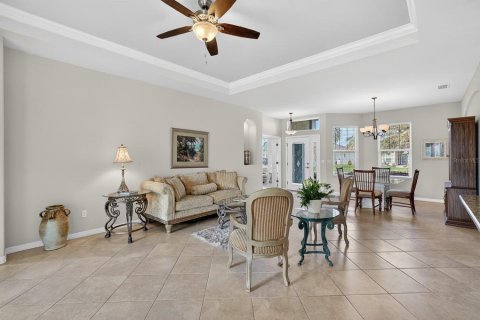 House in Palm Coast, Florida 3 bedrooms, 171.4 sq.m. № 2142262 - photo 5