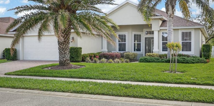House in Palm Coast, Florida 3 bedrooms, 171.4 sq.m. № 2142262