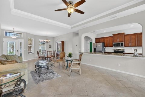 House in Palm Coast, Florida 3 bedrooms, 171.4 sq.m. № 2142262 - photo 3