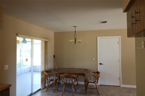 Villa ou maison à vendre à Belleview, Floride: 2 chambres, 96.8 m2 № 1580768 - photo 4
