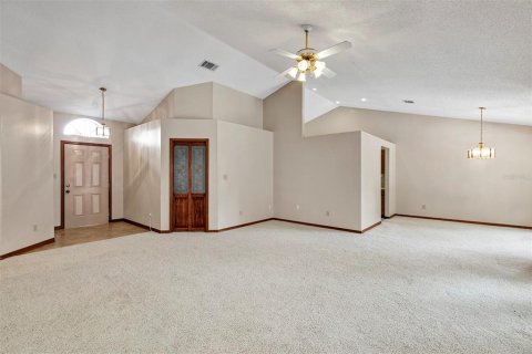 Casa en venta en Apopka, Florida, 3 dormitorios, 152.17 m2 № 1903975 - foto 8