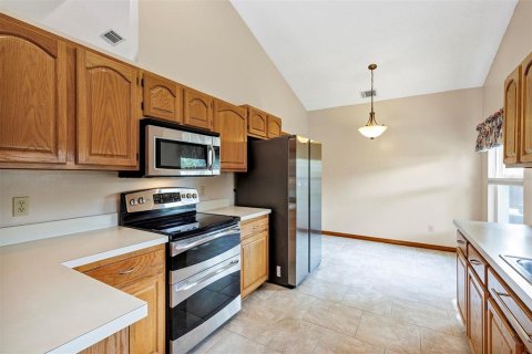 House in Apopka, Florida 3 bedrooms, 152.17 sq.m. № 1903975 - photo 9