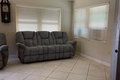 Casa en venta en Bradenton, Florida, 2 dormitorios, 103.21 m2 № 1787706 - foto 3